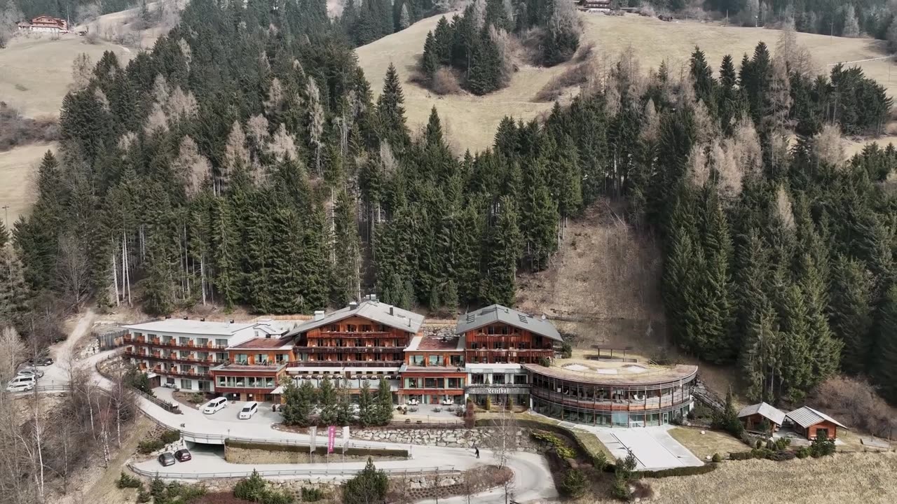 Private: School (Inside: Secrets)