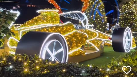 F1 Christmas Light Decoration Wins Grand Prize