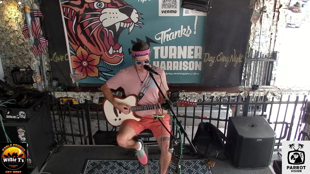 LIVE Music Everyday!