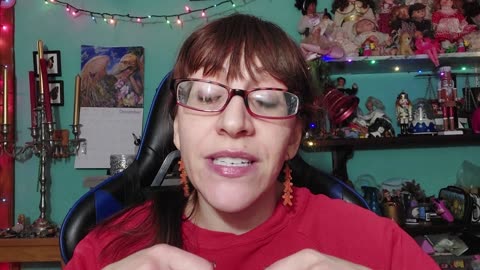 Vlogmas Day 3: Christmas Movies...NOT