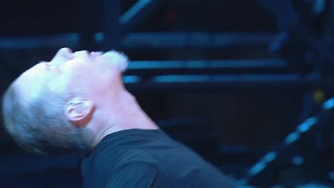 Enter Sandman - Metallica (live)