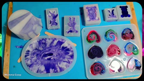 Momma Coop's Got The Pour