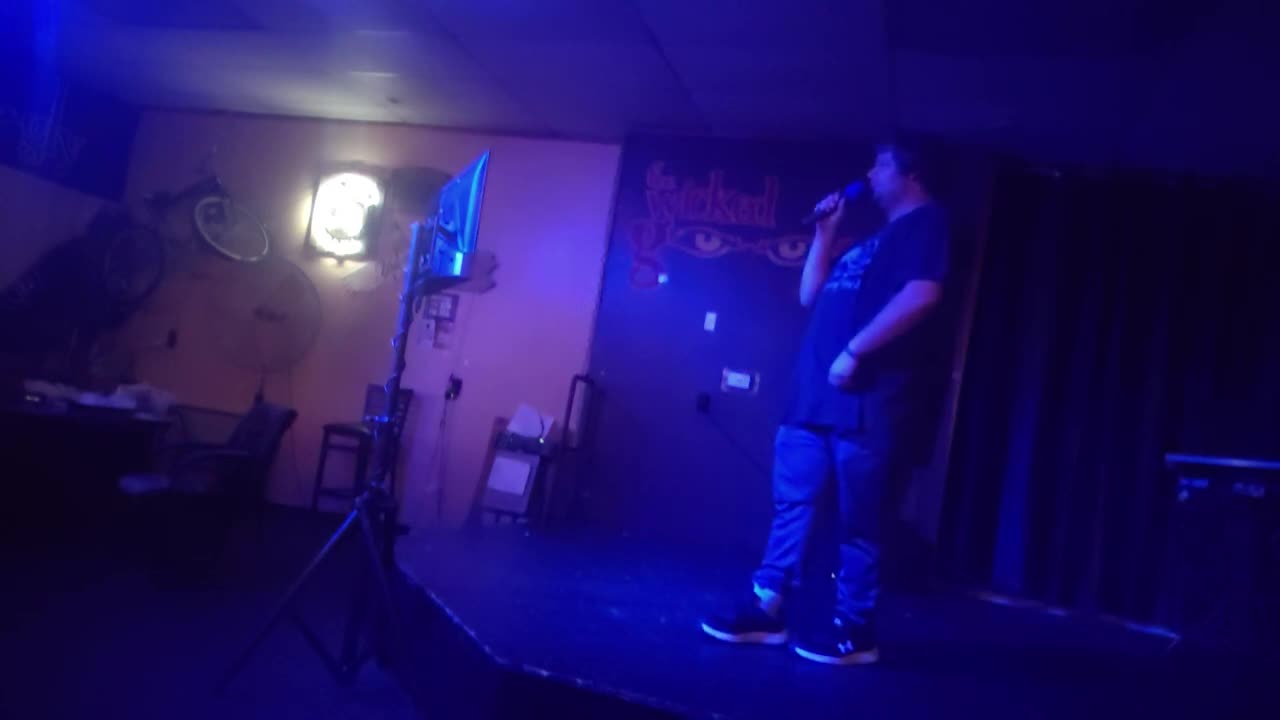 AUTISTIC MAN KILLS BRUNO MARS- GRENADE LIVE COVER
