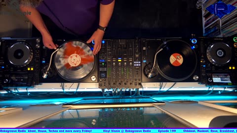 Vinyl Vinnie @ Rokagroove Radio Episode 199