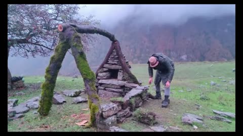 Crafting Cozy Shelters: Bushcraft Skills for Wild Camping