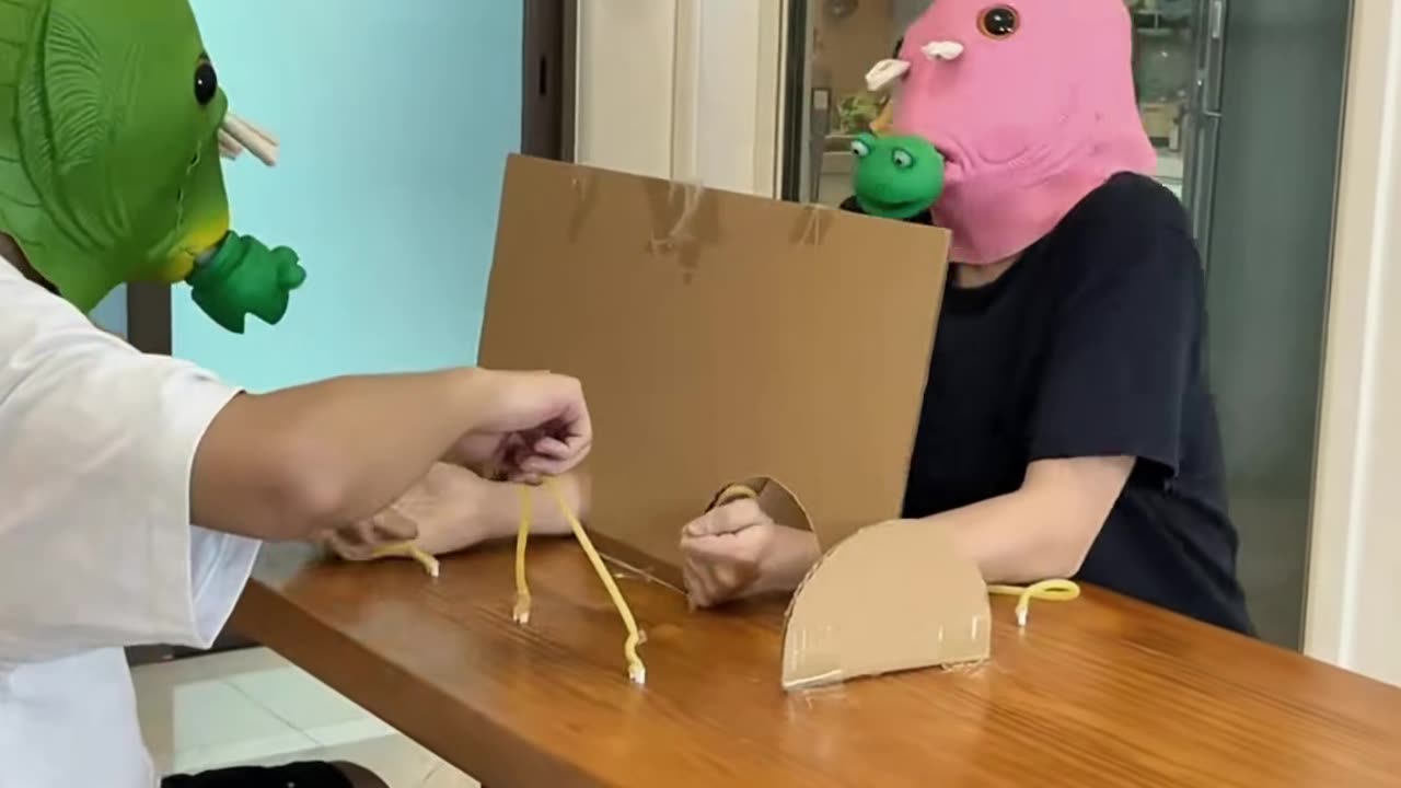 Invite your friends to watch the back-of-hand challenge