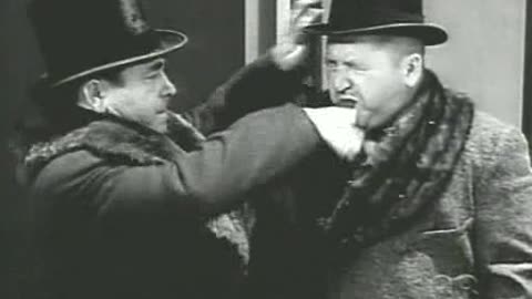 E53. So Long Mr. Chumps - Curly Howard Era - 1941