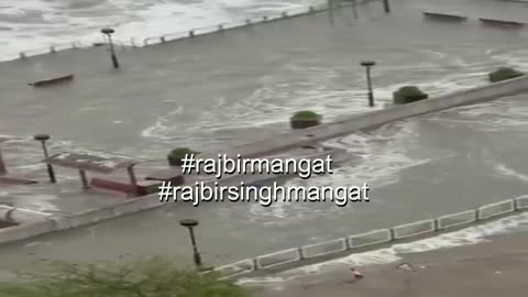 Super Typhoon Rakasa in Hong Kong