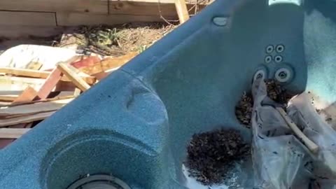 Hot tub disassembly with rich the machine