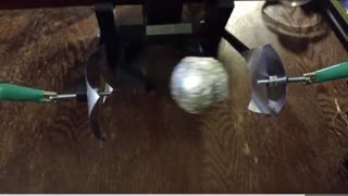 The Bi-Polar Bee: Tesla Coil Without Ground, Plasma Like Lightning