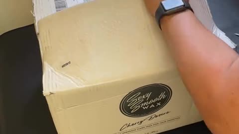 @glowbykp_ Unboxing Sexy Smooth Tickled Pink Hard Wax | Esthetician Waxing Supplies Review