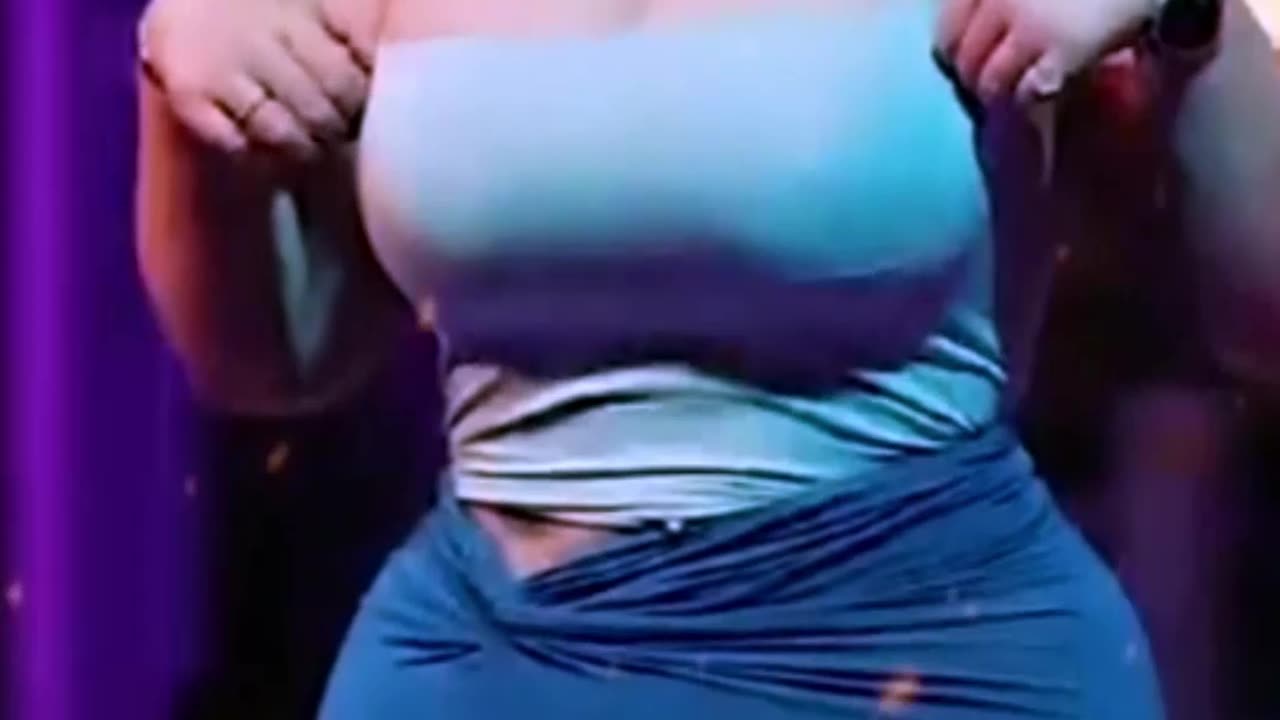 Your chest to the axis descends and no one can control it (Luxury Dances)