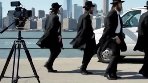 5 Dancers