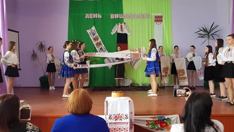 Ziua cămășii brodate (vîșîvanka) 1/3