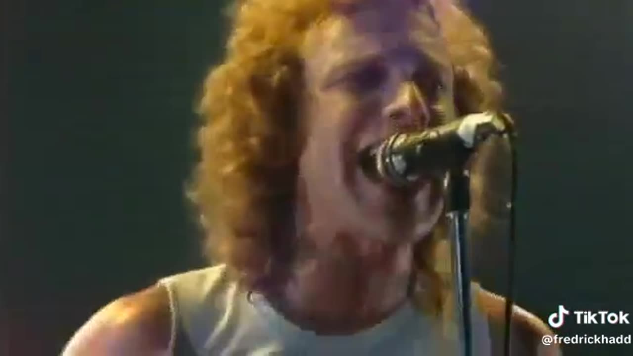 Feels Like The First Time ~ Foreigner ( Live )