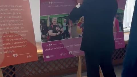 Pan europoseł @GrzegorzBraun_odwiedzil Sejm RP.