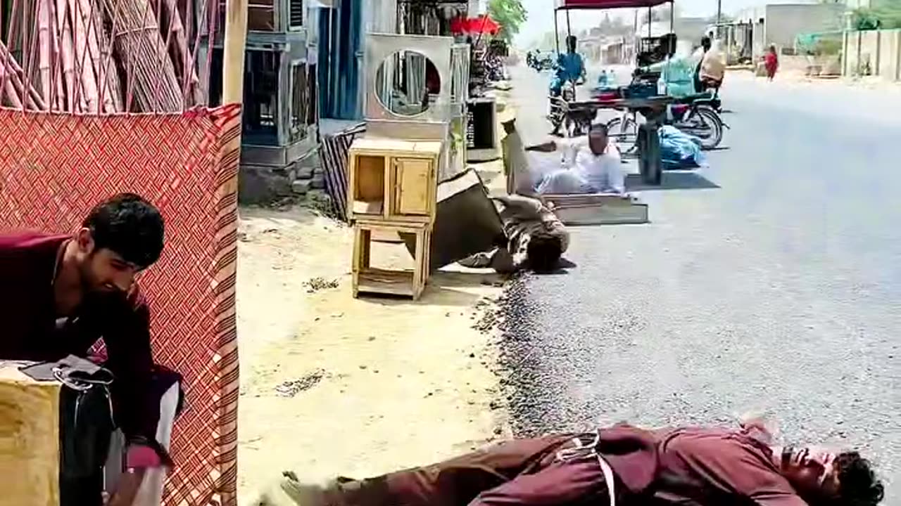 Baloon Prank Funny Comedy Video Wait for twist