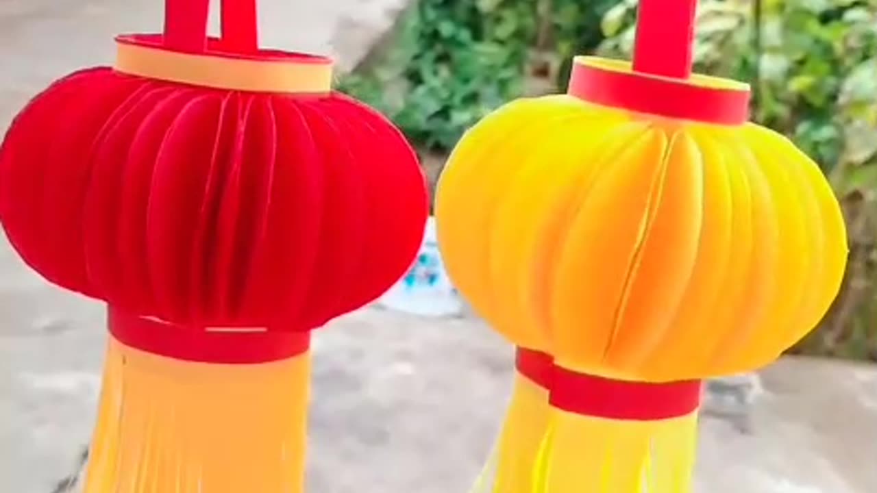 Learn to make flowers from paper