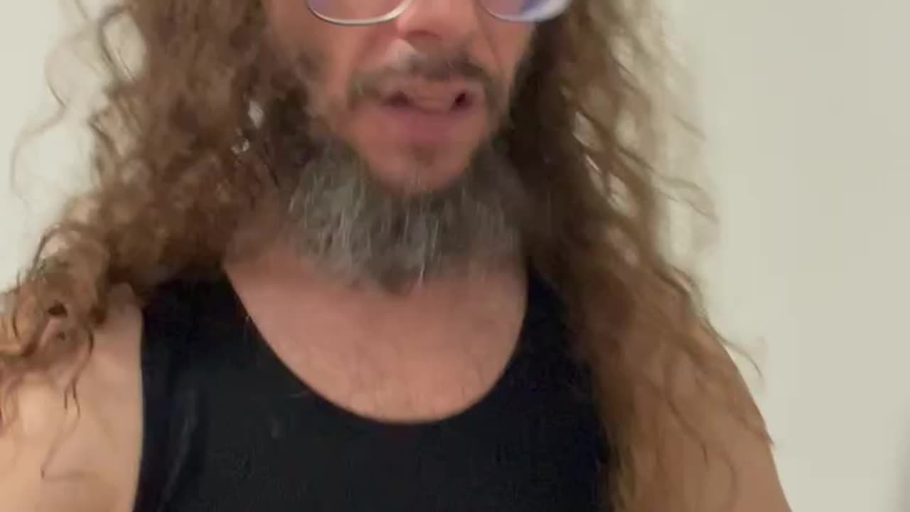 “Thomas Massie You’re The One”