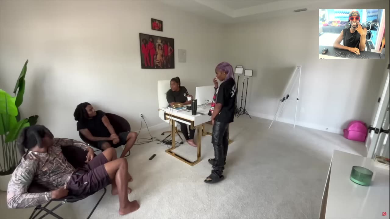 DaGhettoFamily ACTING LIKE A STUD🌈 TO GET MY FAMILY REACTION HILARIOUS EIANTHESHARK REACTION