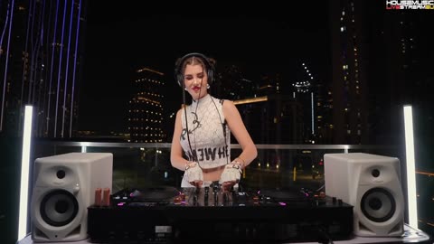 MISS EVELINA - LIVE @ DUBAI, UAE 2025 - MELODIC TECHNO MIX