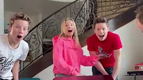 Must Watch: Oreo Roulette Challenge!
