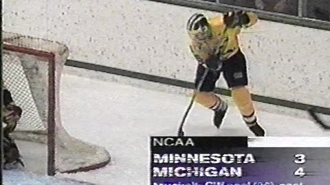 Scoop and Score College Hockey Goal 1996