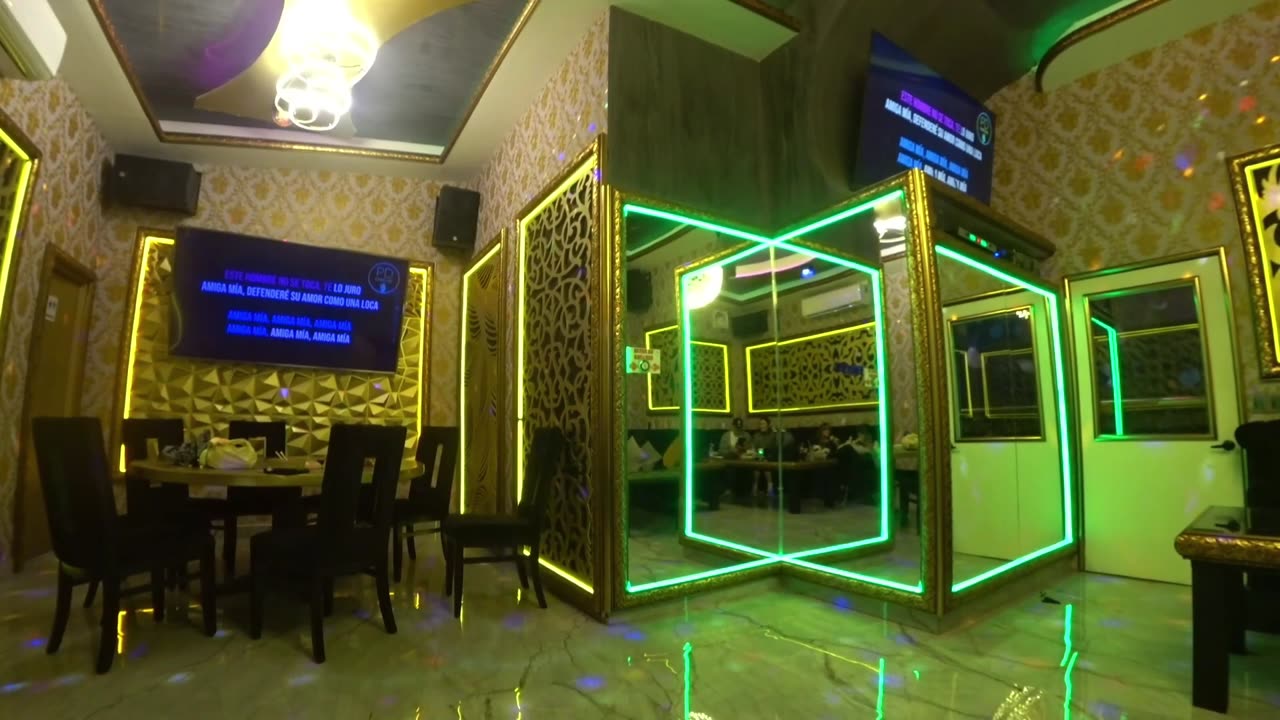 KARAOKE TIME!!!!_1