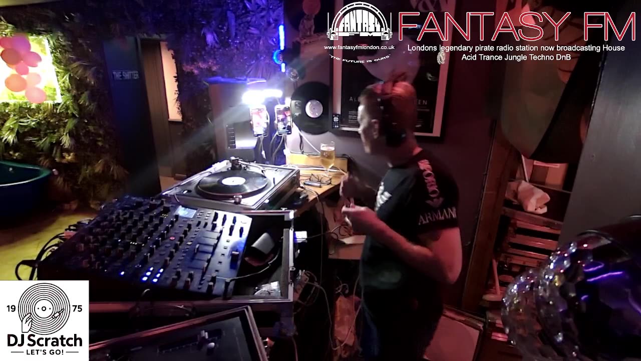 DJ Scratch Live