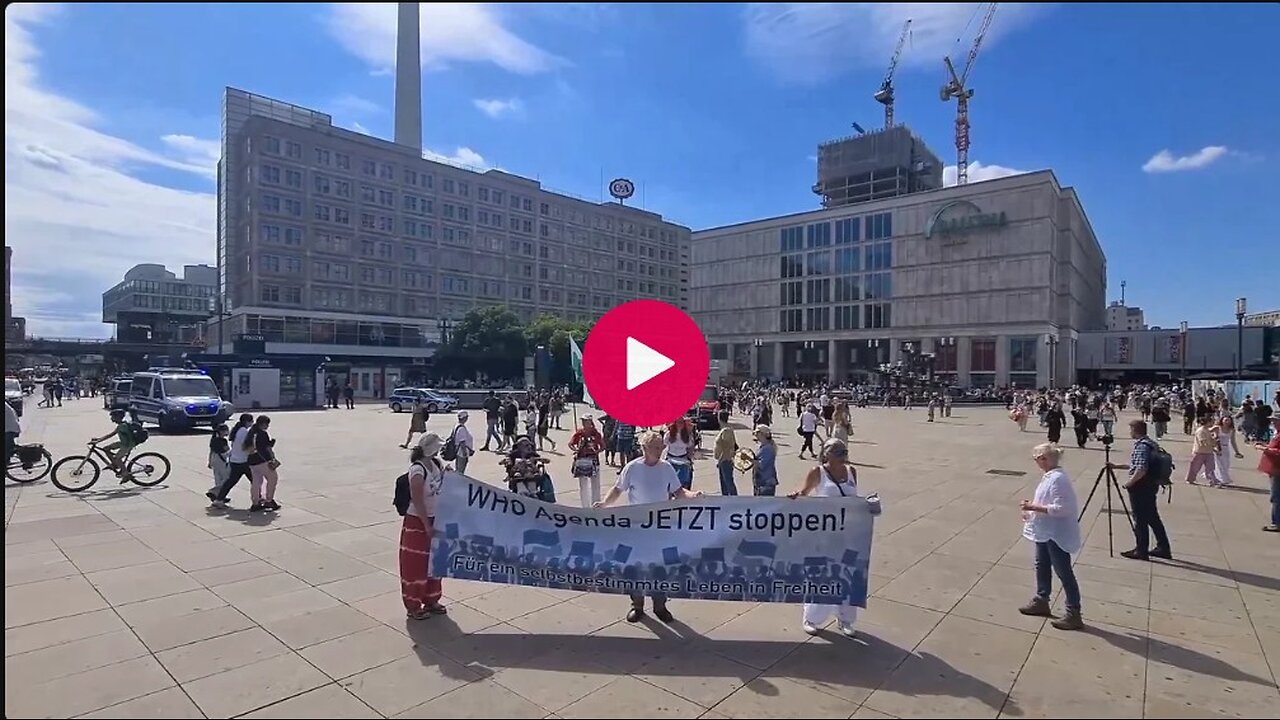 28.06.2025 - WHO-Stoppen Demo - Alexanderplatz - Berlin
