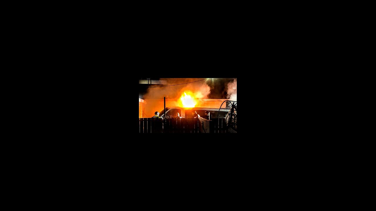 Police stand off ends in rescuing Criminal from burning van