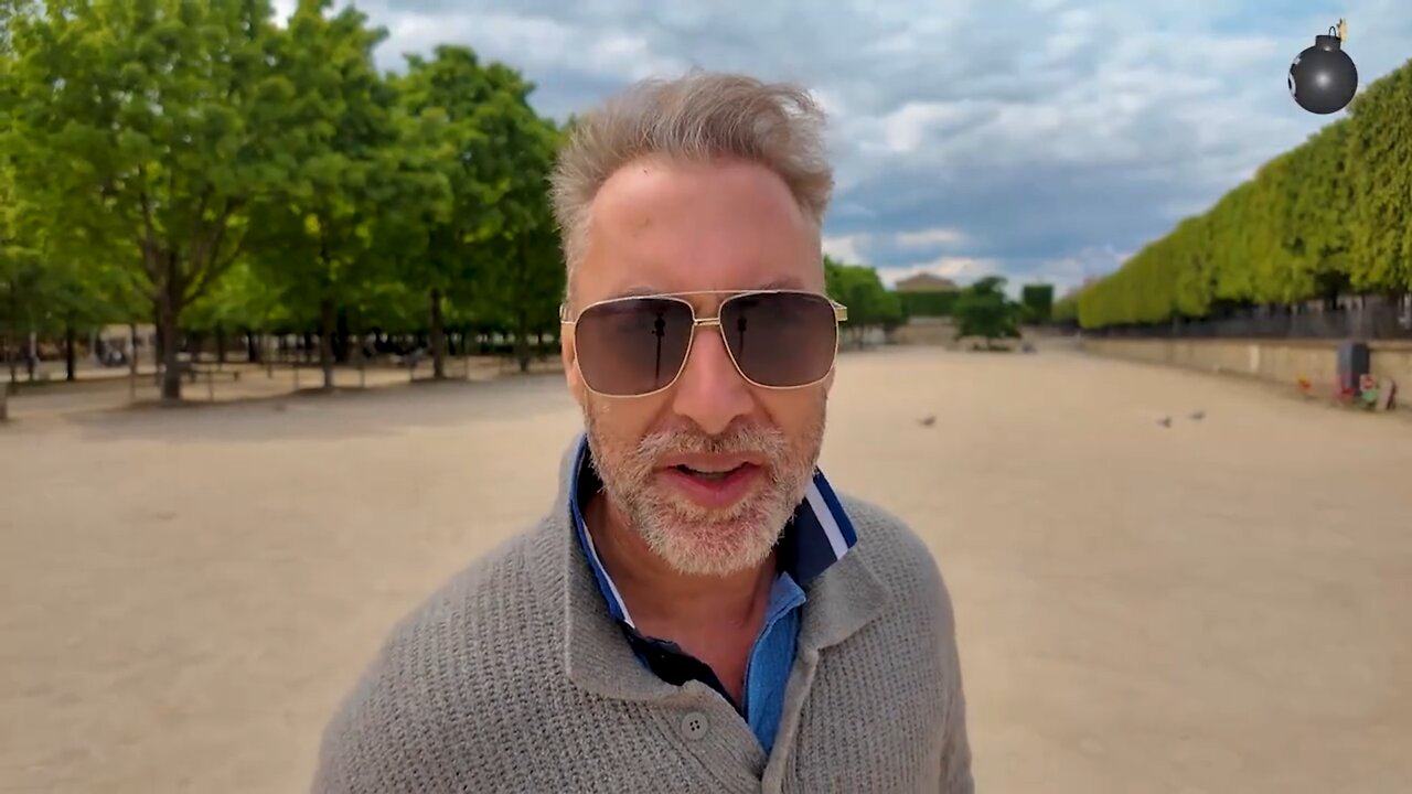 Jeff Berwick - Report from Paris riots, India Pakistan nuclear Armageddon, Israheli controlled opp!