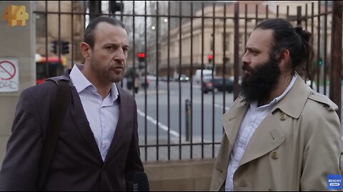 Investigating the growing threat to Australia’s democracy | Four Corners Documentary