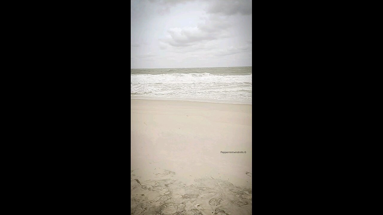 Cloudy ☁️ day at the beach ⛱️