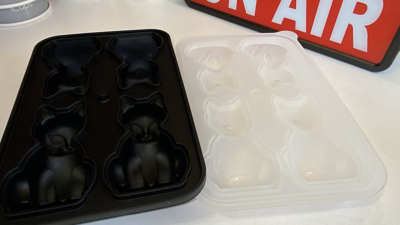 3D 360 Cat Ice Cube Mold Admaison Ice Cube Tray Funnel Silicone Fun Shapes Black Cute (CAT)