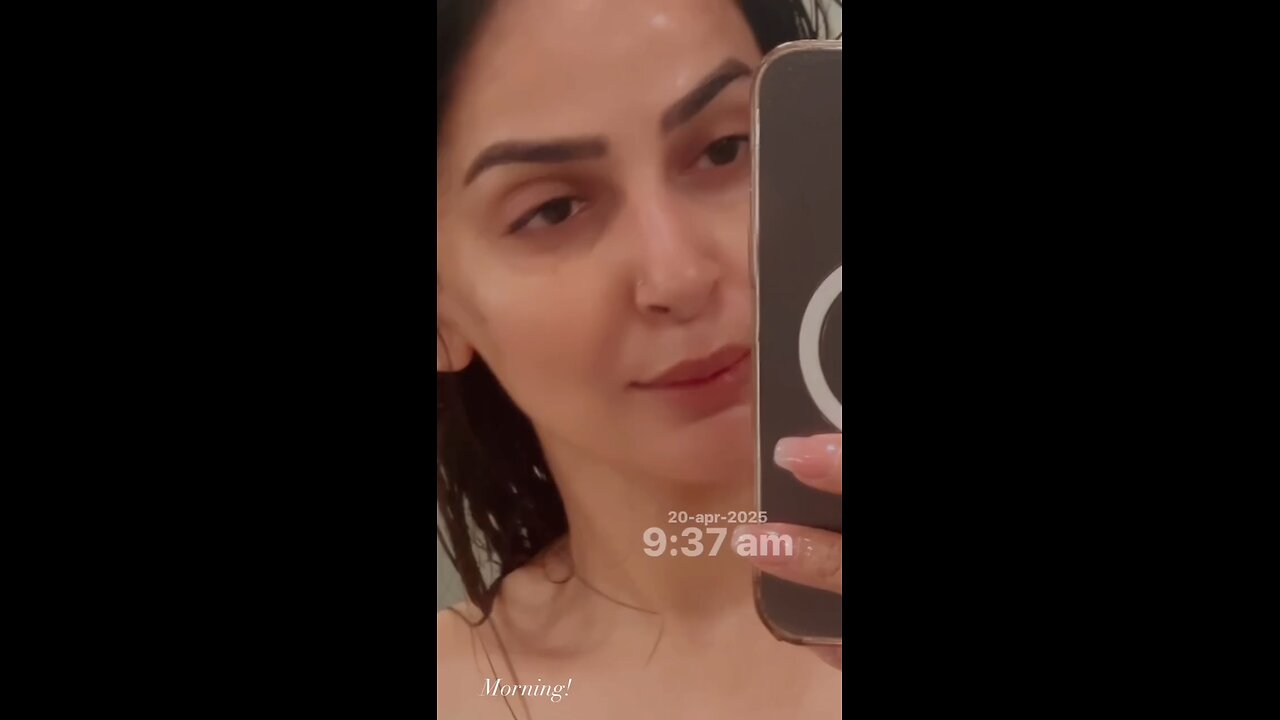 Saba Qamar new leak video