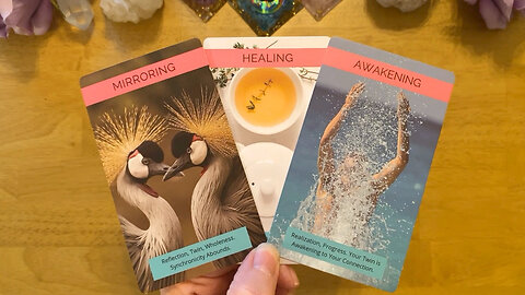 NO CONTACT 😢 YOU ARE BOTH MIRRORING EACH OTHER IN SO MANY WAYS 🥰 (COLLECTIVE LOVE READING)