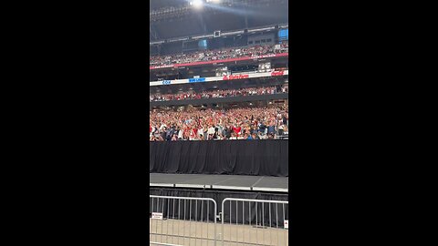 CROWD SINGS AND WORSHIPS TOGETHER AT CHARLIE KIRK'S MEMORIAL