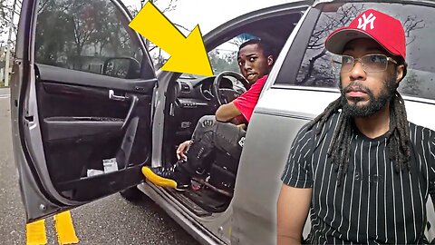 Jacksonville Officers Punch Man After He Refuses to Exit Car (REACTION)!!!