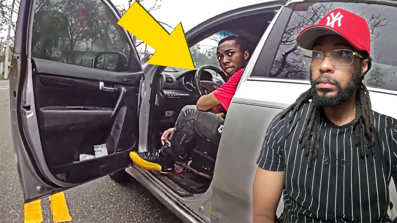 Jacksonville Officers Punch Man After He Refuses to Exit Car (REACTION)!!!