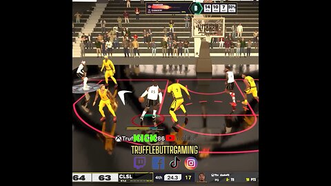 #POINTCENTER Go Ahead Bucket And Last Second Block to Seal The Victory. 🏆🏀⛹🏿‍♂️ #fyp #2k25