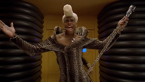 Ruby Rhod Provides The Perfect Distraction [CLIP] | The Fifth Element (1997) Scene