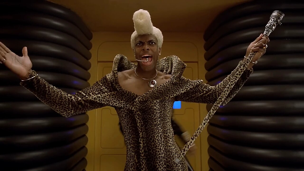 Ruby Rhod Provides The Perfect Distraction [CLIP] | The Fifth Element (1997) Scene