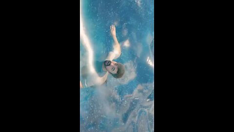 IF YOU GET TRAPPED IN A WATER THEN WHAT U DO