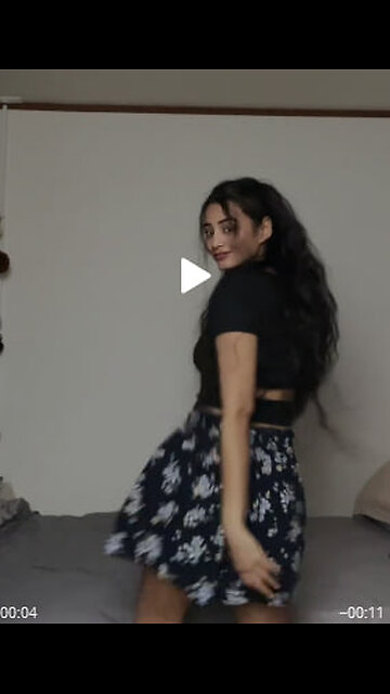 Sari xaina haii sexy sri Lankan girl ☠️🔥