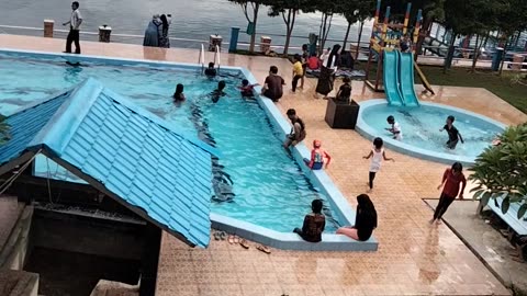 Swimming Pool Bath