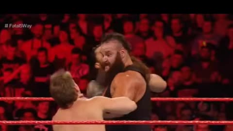 Roman Reigns, Kevin Owens, Chris Jericho, Seth Rollins and Braun Strowman collide match