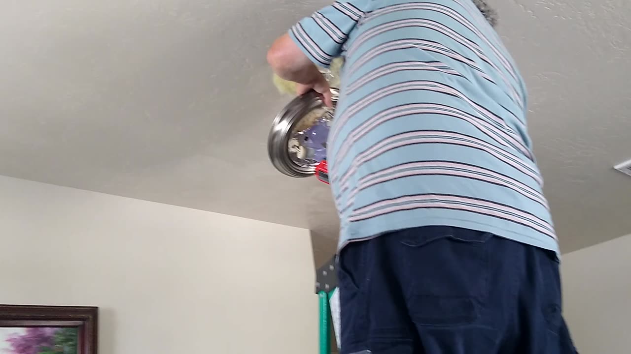 Dale still trying to fix the fixture