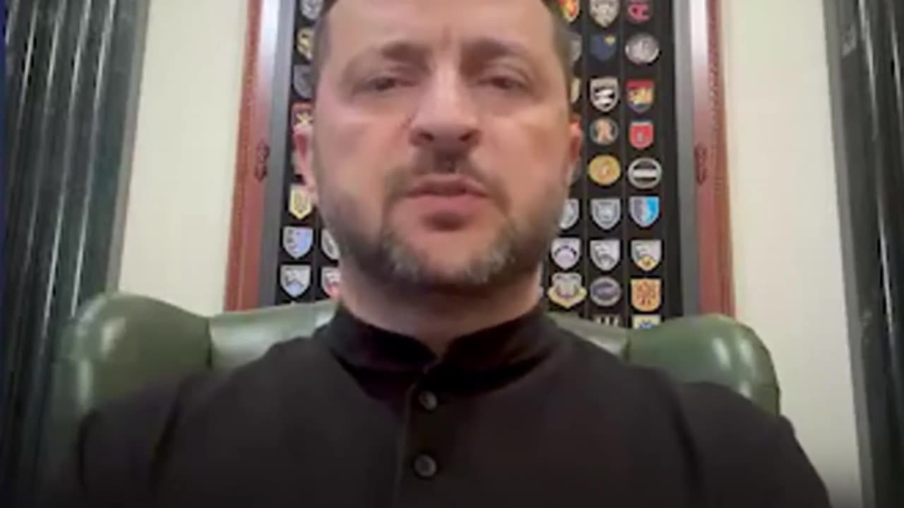 Zelenski otorga más poder y personal a sus servicios de seguridad