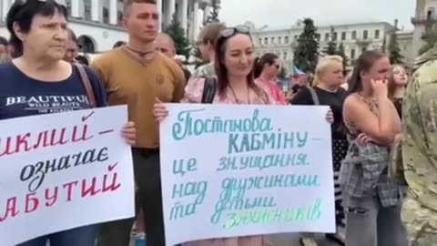 ✊🇺🇦 Ukraine Russia War | Over 1,000 Rally in Kyiv Demanding Support for Missing Soldiers | RCF